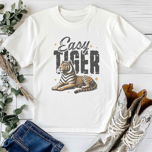 Vintage Style Tiger Graphic Tee Retro White T-Shirt Casual Trendy - Picture 1 of 4
